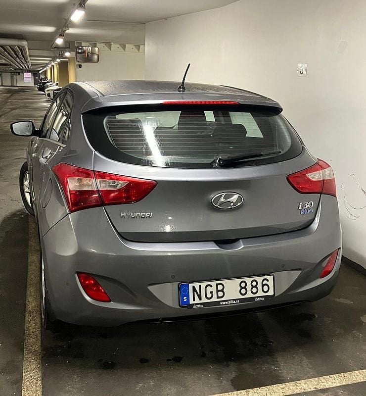 Begagnad Hyundai i30 128 HK (94 kW) 2013