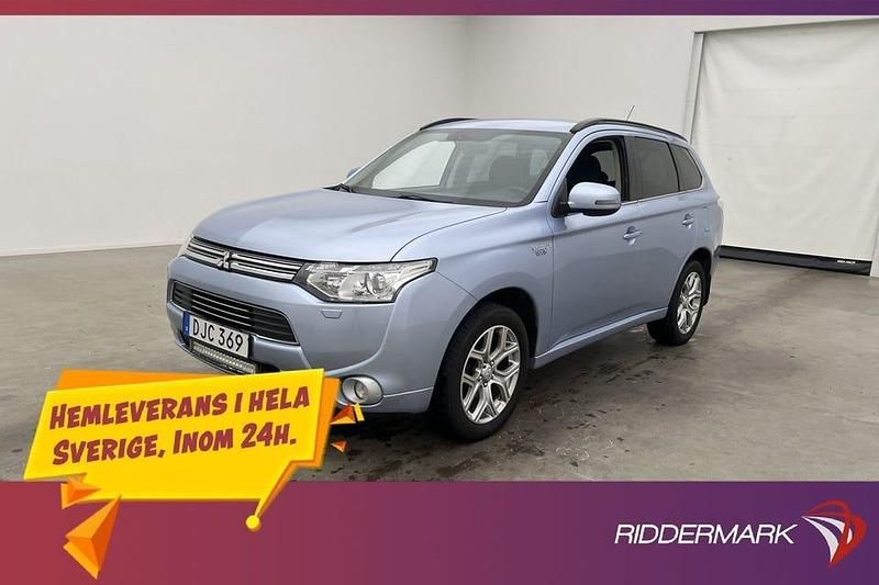 Lblå Begagnad 2014 Mitsubishi Outlander SUV | 164 900 kr (Marknadspris) - Bild 1/3