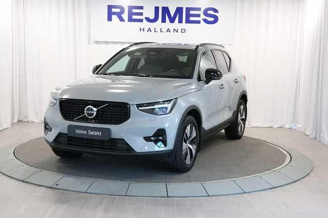 Begagnad 2025 Volvo XC40 SUV | 399 500 kr (Marknadspris) - Bild 1/4