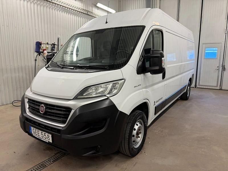 Vit Begagnad 2019 Fiat Ducato Van | 79 500 kr (Superpris) - Bild 1/4