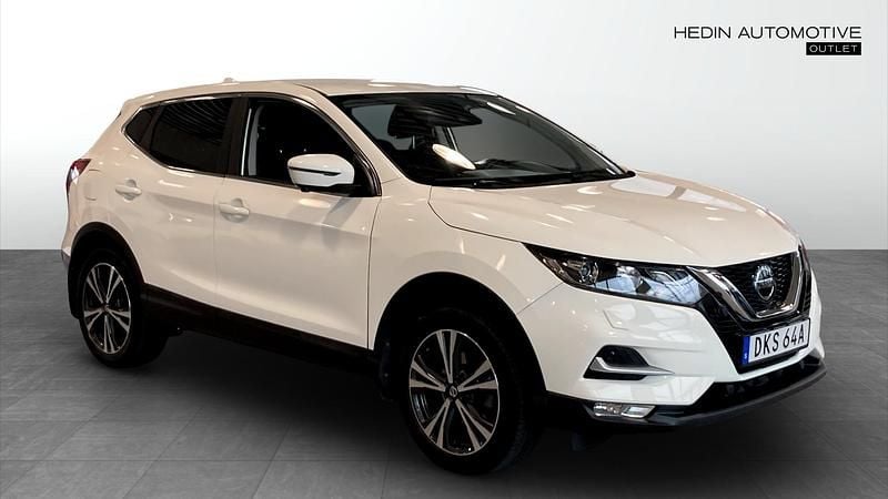 Vit (white) Begagnad 2019 Nissan Qashqai SUV | 169 900 kr (Marknadspris) - Bild 1/4