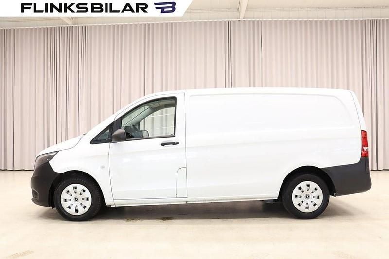 Vit Begagnad 2020 Mercedes Vito Van | 149 900 kr (Bra pris) - Bild 1/4