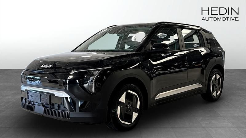 Svart (black) Ny 2025 Kia EV3 SUV | 507 300 kr (Lite dyr) - Bild 1/4