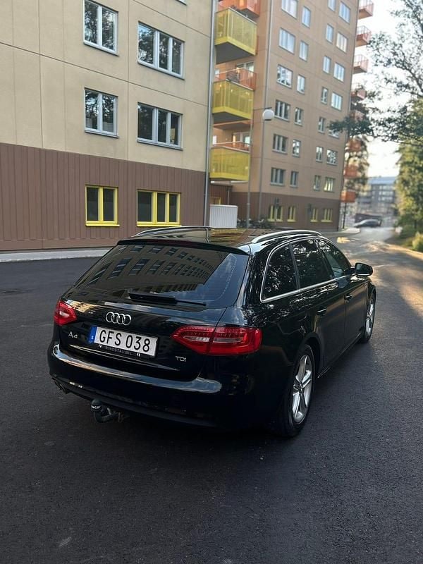 Begagnad Audi A4 150 HK (110 kW) 2014 Kombi