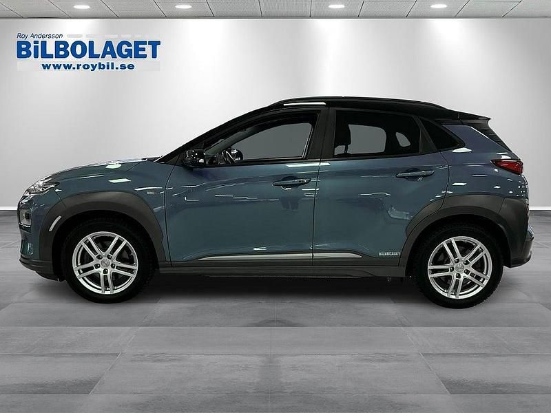 Begagnad Hyundai Kona Premium 150 kW (204 HK) 2020 Ceramic blue metallic SUV