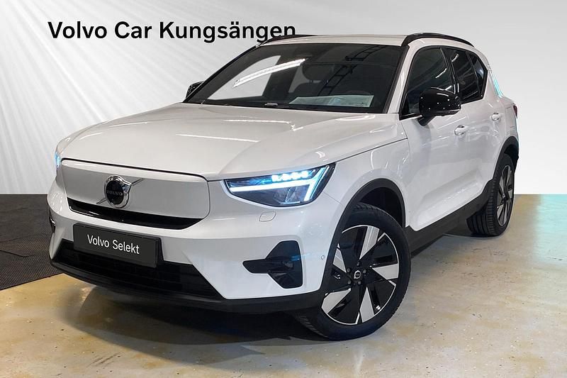 Vit Begagnad 2025 Volvo EX40 Single Motor Extended Range SUV | 489 900 kr - Bild 1/3
