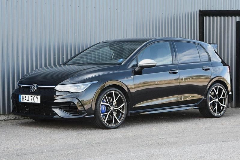 Svart Begagnad 2022 VW Golf VIII R Halvkombi | 469 900 kr (Dyr) - Bild 1/4