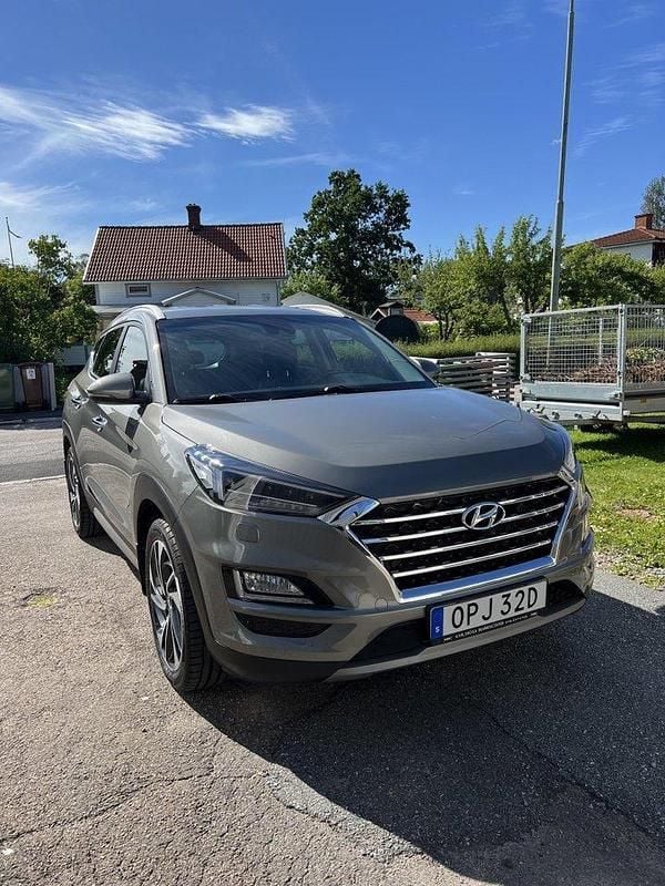 Begagnad 2019 Hyundai Tucson Trend SUV | 250 000 kr (Lite dyr) - Bild 1/4