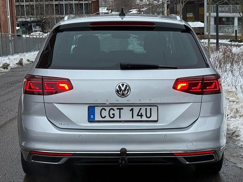 Begagnad VW Passat 218 HK (160 kW) 2019 Silver Kombi