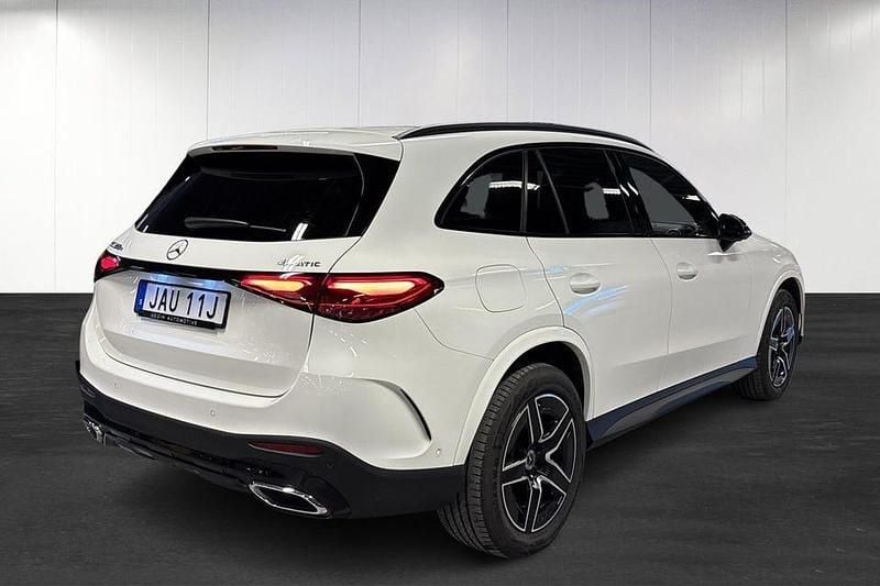 Begagnad Mercedes GLC300 Advanced Plus 313 HK (230 kW) 2024 Vit SUV
