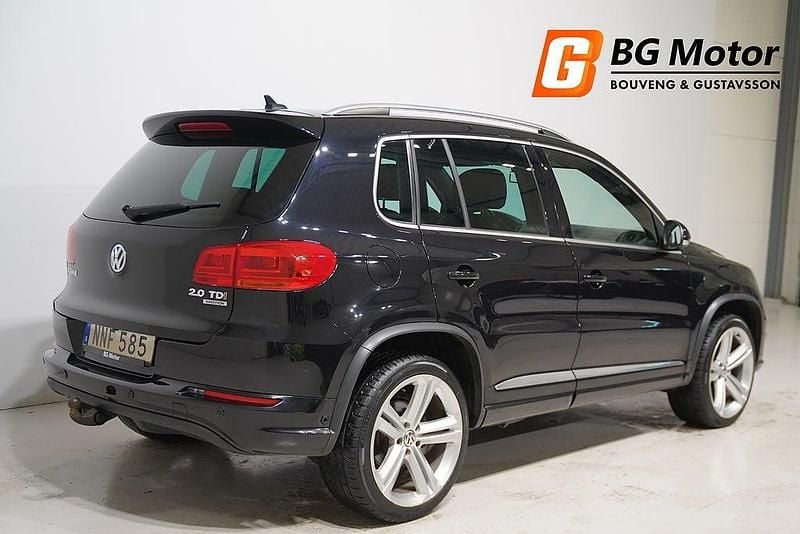 Begagnad VW Tiguan R-line 177 HK (130 kW) 2014 Svart SUV