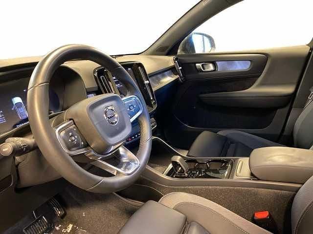 Begagnad Volvo C40 Single Motor 169 kW (231 HK) 2023 Silver SUV