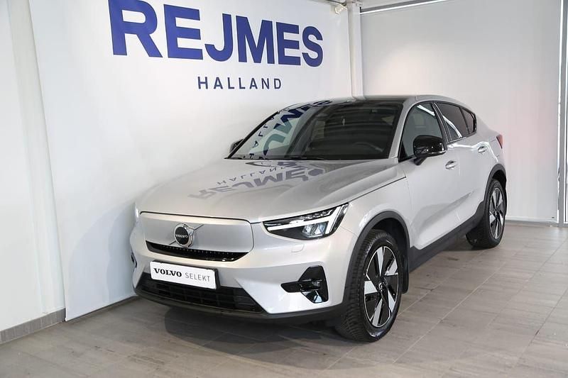 Silver Begagnad 2023 Volvo EC40 Plus SUV | 429 500 kr (Lite dyr) - Bild 1/4