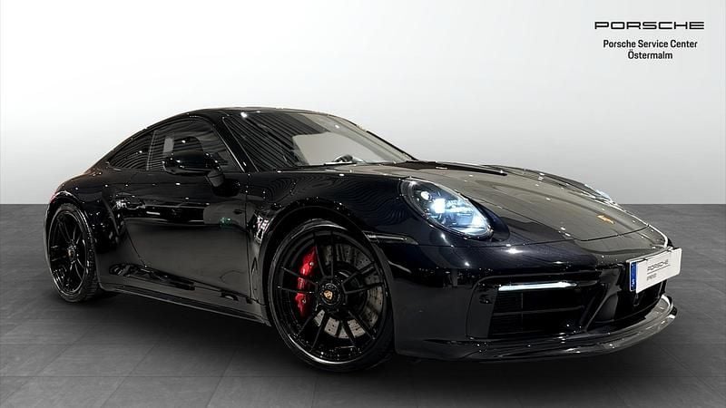 Jet black metallic Begagnad 2023 Porsche 911 Carrera GTS Sportkupé | 1 525 000 kr - Bild 1/4