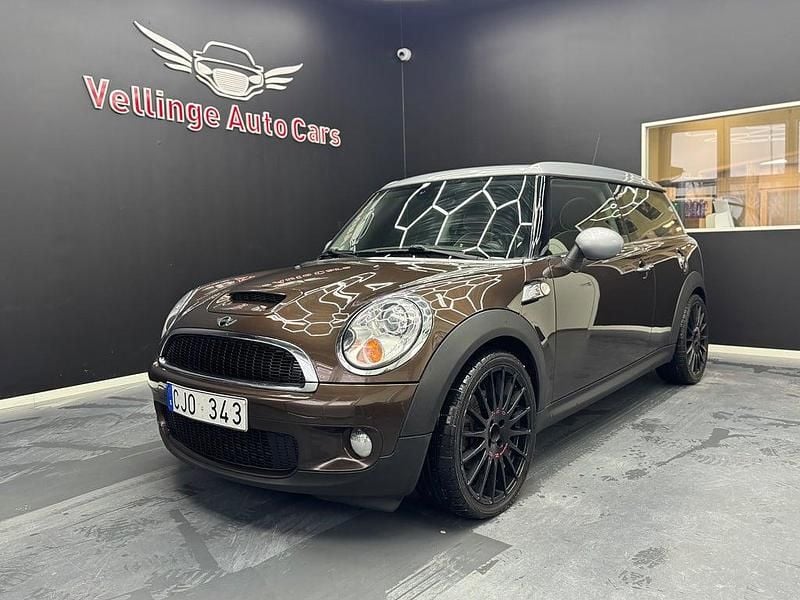 Brun Begagnad 2008 Mini Cooper S Clubman Kombi | 74 500 kr (Marknadspris) - Bild 1/4