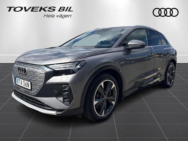 Grå (tyfongrå metallic) Begagnad 2021 Audi Q4 e-tron Advanced SUV | 359 000 kr - Bild 1/4