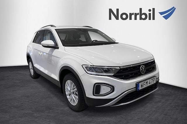 Vit Begagnad 2022 VW T-Roc Life SUV | 239 000 kr (Superpris) - Bild 1/4
