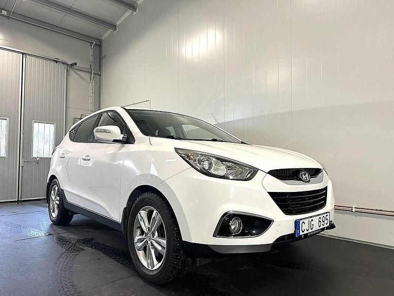 Vit Begagnad 2012 Hyundai ix35 SUV | 64 900 kr (Marknadspris) - Bild 1/4