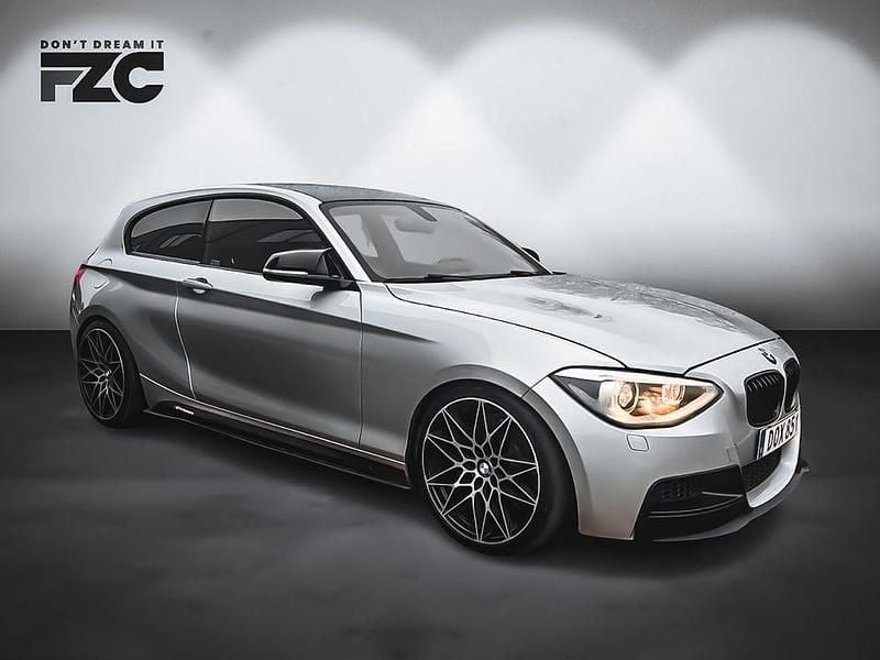 Begagnad BMW M135 320 HK (235 kW) 2013 Silver Halvkombi