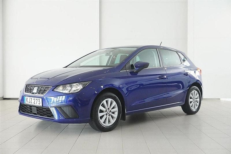 Blå Begagnad 2017 Seat Ibiza Style Halvkombi | 109 800 kr (Marknadspris) - Bild 1/4