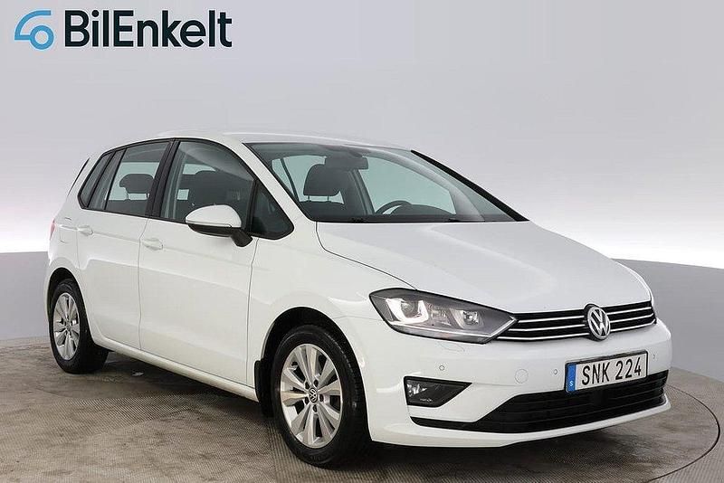 Vit Begagnad 2015 VW Golf VII Halvkombi | 79 900 kr (Marknadspris) - Bild 1/4