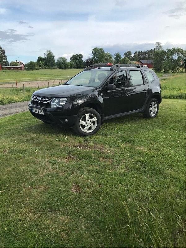Svart Begagnad 2017 Dacia Duster SUV | 84 000 kr (Marknadspris) - Bild 1/3