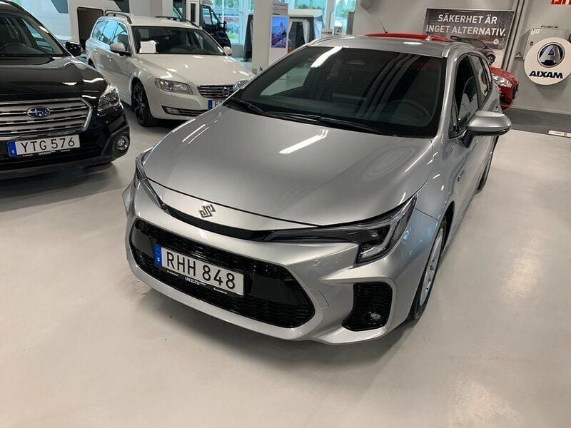 Begagnad Suzuki Swace 98 HK (72 kW) 2023 Grå Kombi