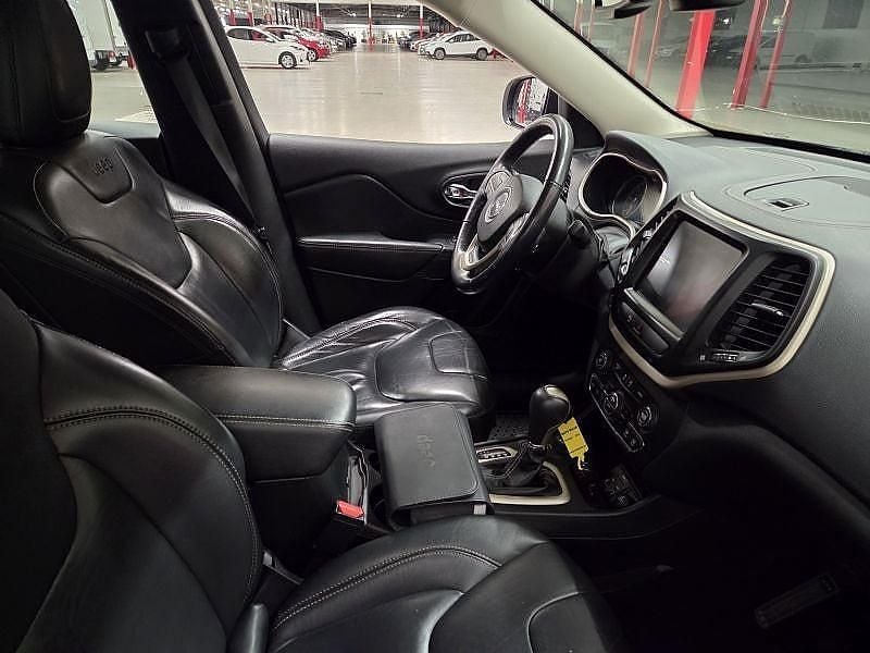 Begagnad Jeep Cherokee Longitude 185 HK (136 kW) 2015 Svart SUV