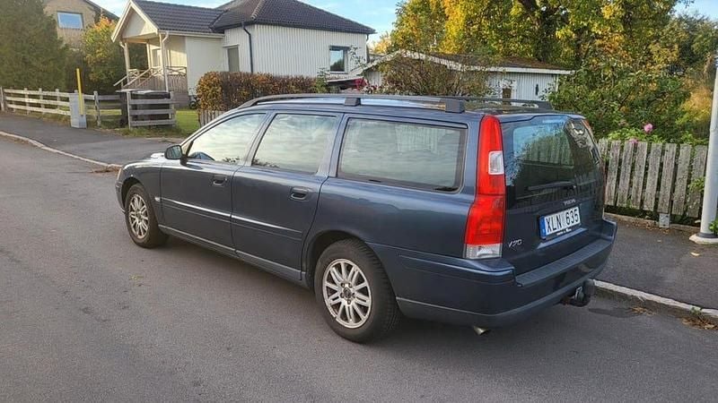 Begagnad 2006 Volvo V70 Kombi | 18 000 kr (Superpris) - Bild 1/4