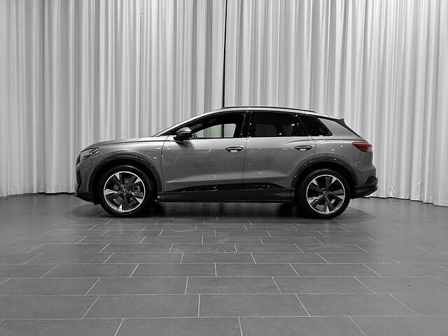 Begagnad Audi Q4 e-tron S-Line 210 kW (286 HK) 2025 Tyfongrå metallic SUV