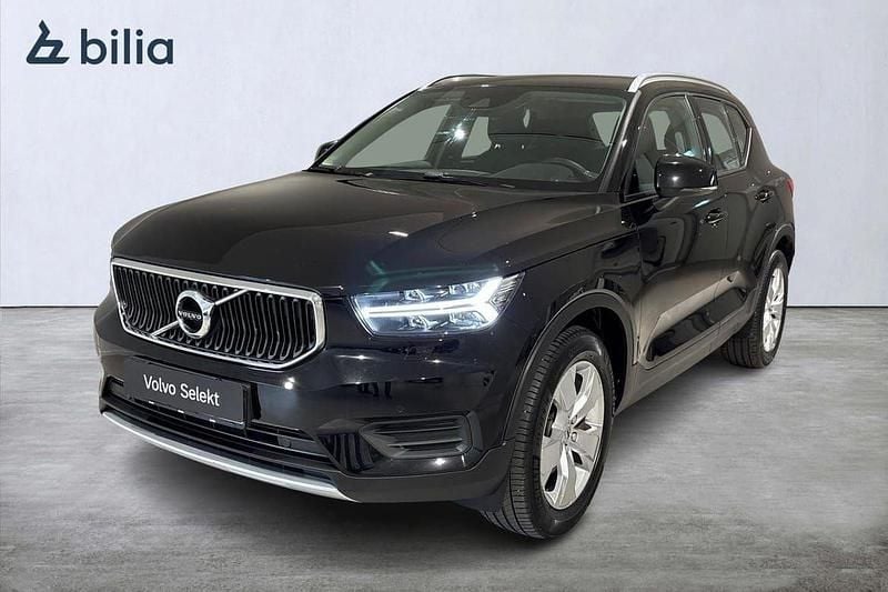 Svart Begagnad 2022 Volvo XC40 SUV | 309 000 kr (Marknadspris) - Bild 1/3