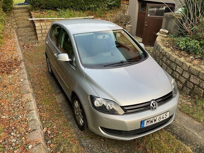 Metallic Begagnad 2013 VW Golf VII Halvkombi | 54 900 kr (Superpris) - Bild 1/4