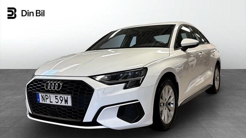 Ibisvit Begagnad 2022 Audi A3 Proline Sedan | 279 000 kr (Marknadspris) - Bild 1/4