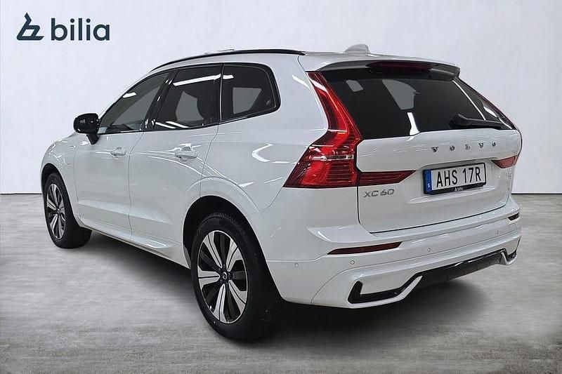 Begagnad Volvo XC60 Plus 462 HK (339 kW) 2023 Vit SUV