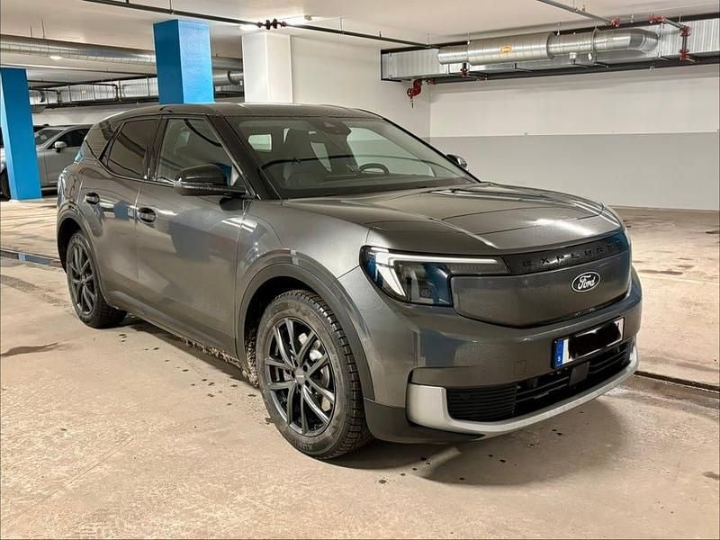 Begagnad 2025 Ford Explorer Extended Range SUV | 450 000 kr (Superpris) - Bild 1/4