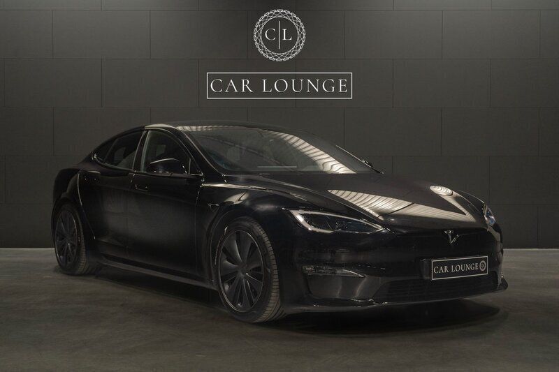 Svart Begagnad 2023 Tesla Model S Long Range Sedan | 729 000 kr (Marknadspris) - Bild 1/4