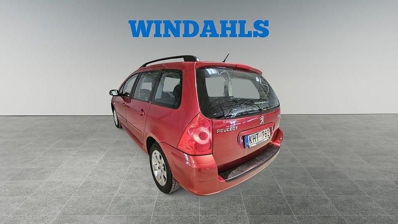 Begagnad Peugeot 307 110 HK (80 kW) 2006 Röd Kombi