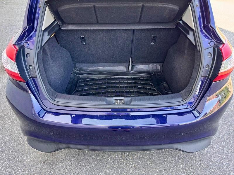 Begagnad Nissan Pulsar 116 HK (85 kW) 2015 Blå Sedan