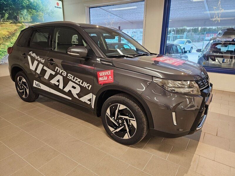 Grå Ny 2024 Suzuki Vitara SUV | 363 800 kr - Bild 1/4