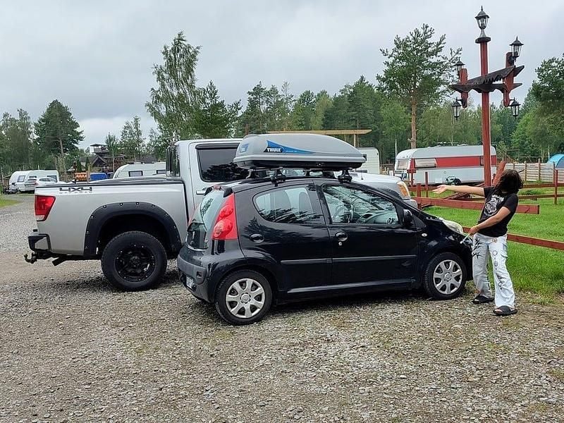 Begagnad 2010 Peugeot 107 Halvkombi | 25 000 kr (Marknadspris) - Bild 1/4