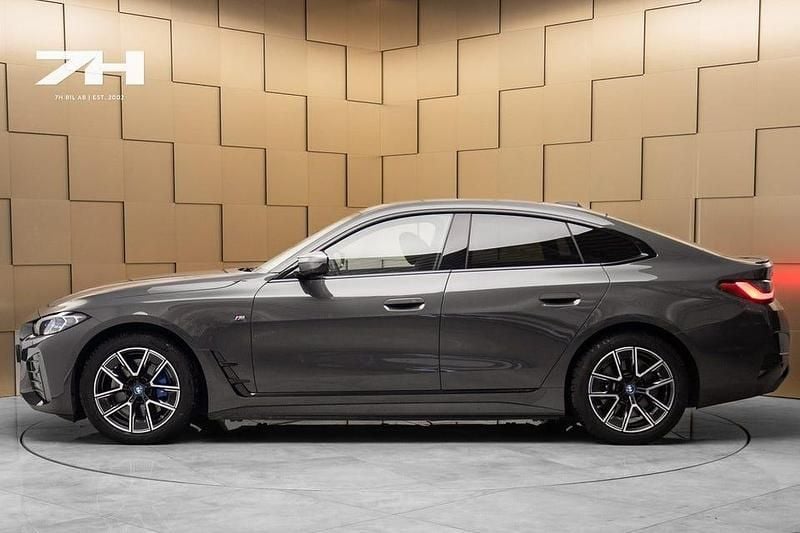 Begagnad BMW i4 M Sport 442 kW (601 HK) 2024 Grå Sedan