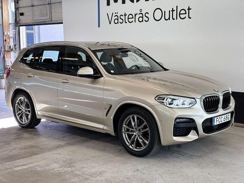 Grå Begagnad 2021 BMW X3 M Sport SUV | 299 900 kr - Bild 1/3