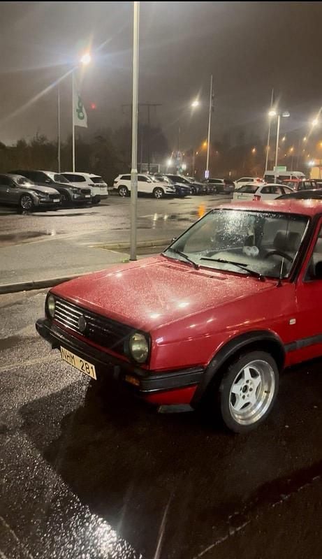 Begagnad VW Golf II 90 HK (66 kW) 1988 Halvkombi