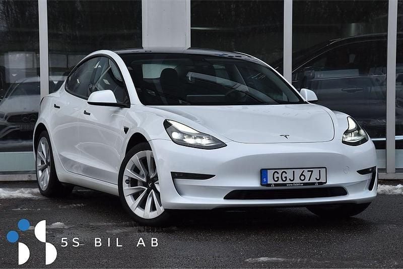 Begagnad Tesla Model 3 Long Range AWD 323 kW (440 HK) 2023 Vit Sedan