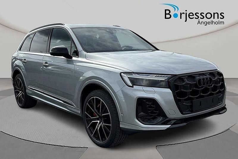 Silver Ny 2025 Audi Q7 S-Line SUV | 1 079 000 kr (Bra pris) - Bild 1/4