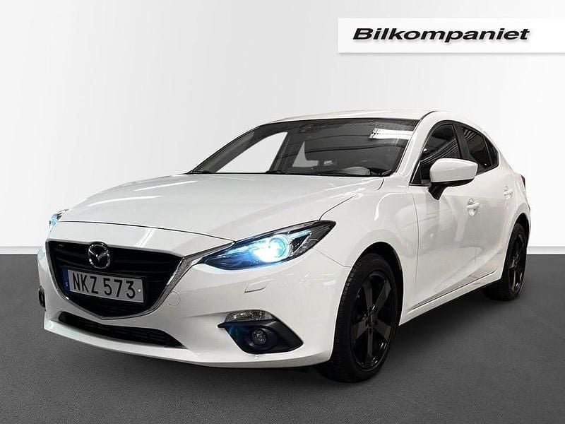 Begagnad Mazda 3 Inclusive 151 HK (111 kW) 2014 Vit