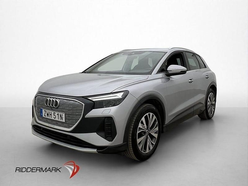 Begagnad Audi Q4 e-tron Sport 150 kW (204 HK) 2021 Silver SUV