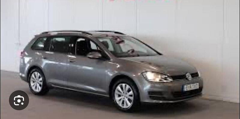 Grå Begagnad 2015 VW Golf VII Kombi | 99 999 kr (Bra pris) - Bild 1/4