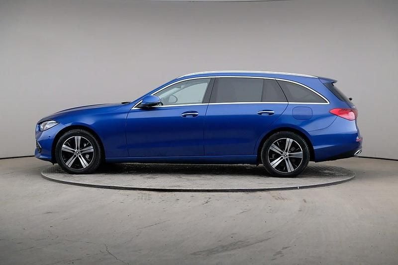 Begagnad Mercedes C300e 204 HK (150 kW) 2023 Blå Kombi