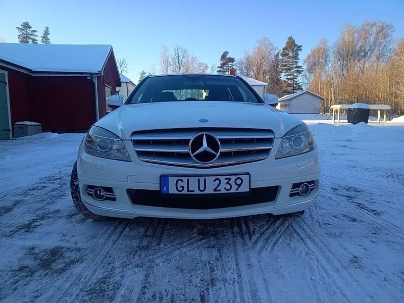 Begagnad Mercedes C180 156 HK (114 kW) 2008 Sedan